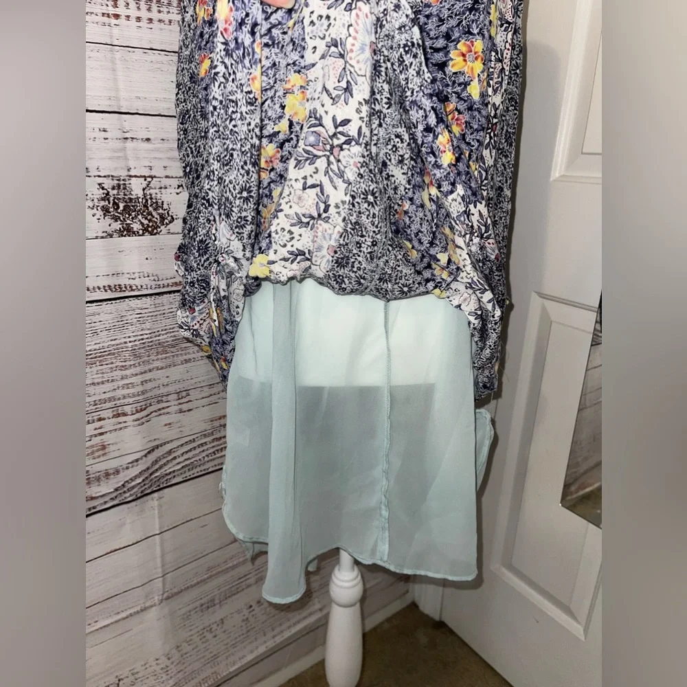 LOFT Floral Print Dress - Picture 8 of 10